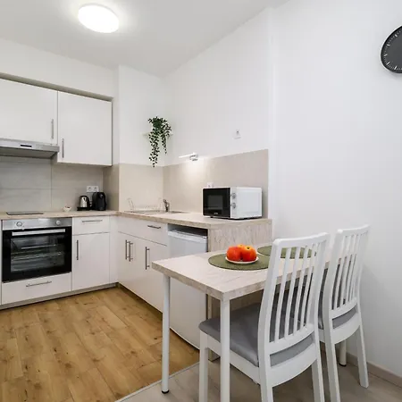 New By The Park Appartamento Budapest